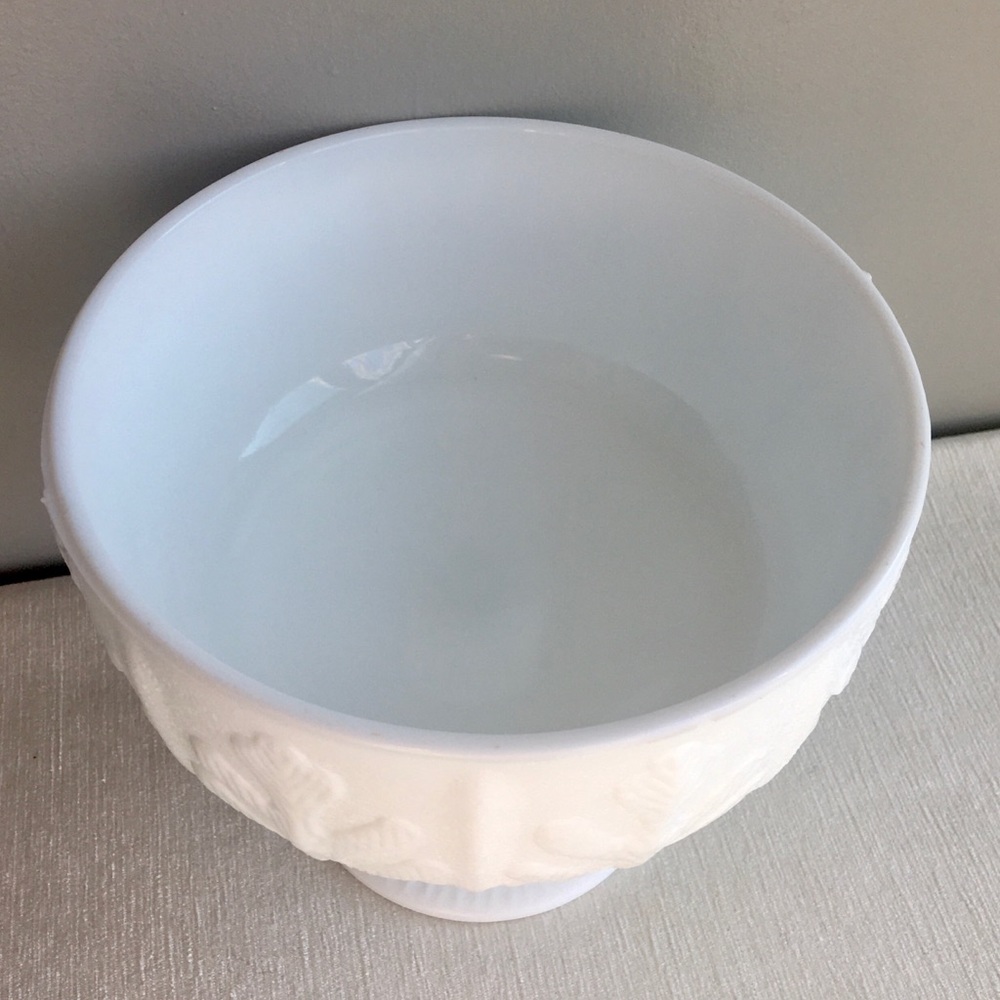 VINTAGE leaf motif pedestal planter/dish - Picture 5 of 5